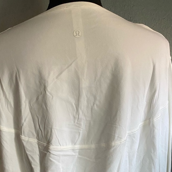 Lululemon back in action LS *Rulu - Picture 5 of 6